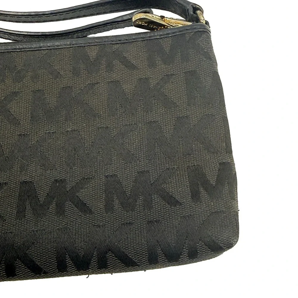 Michael Kors Jet Set Large Wristlet - Black Signature MK‎ Monogram Jacquard